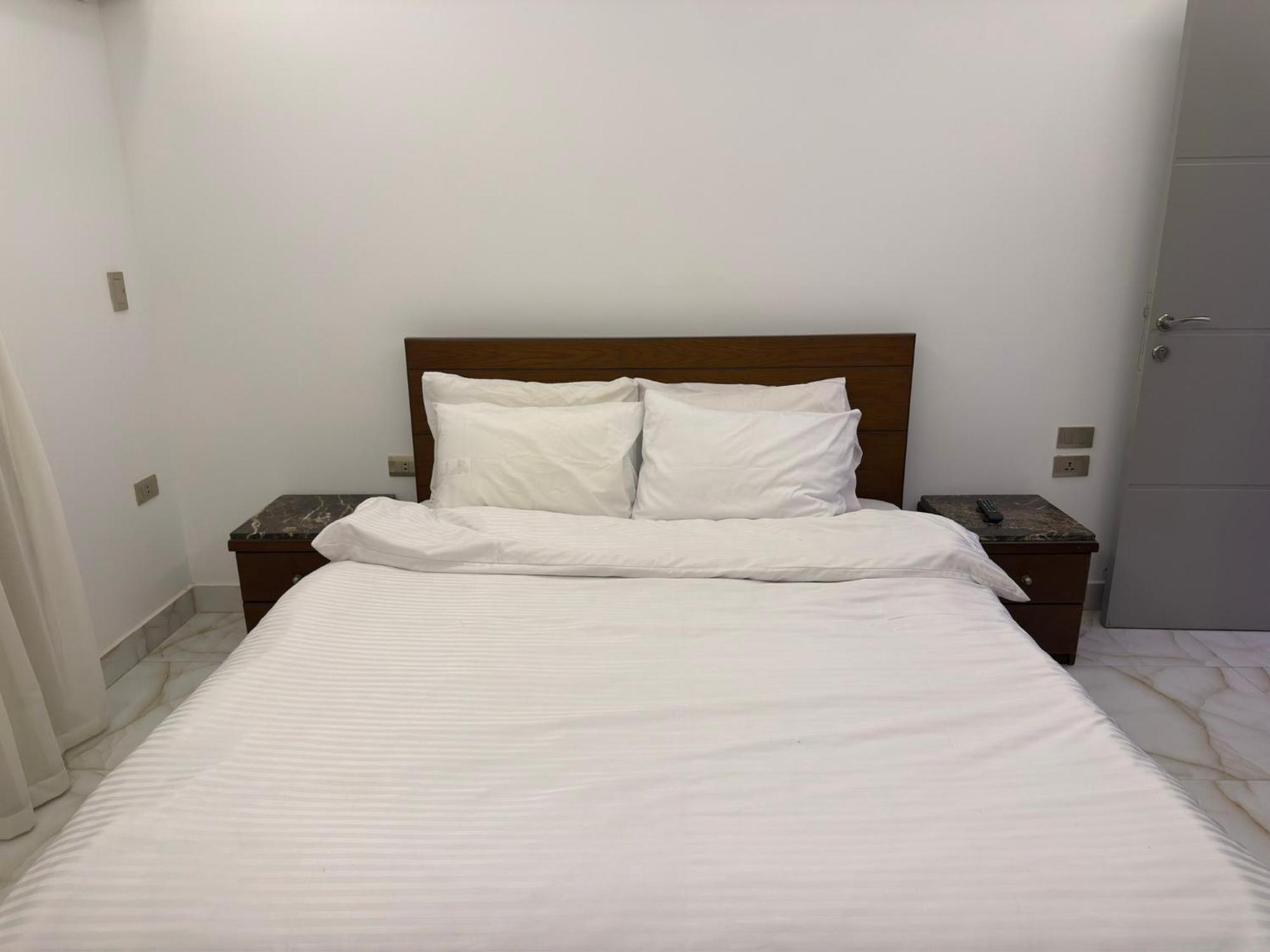 Le Royal Residence 3 Кайро Екстериор снимка